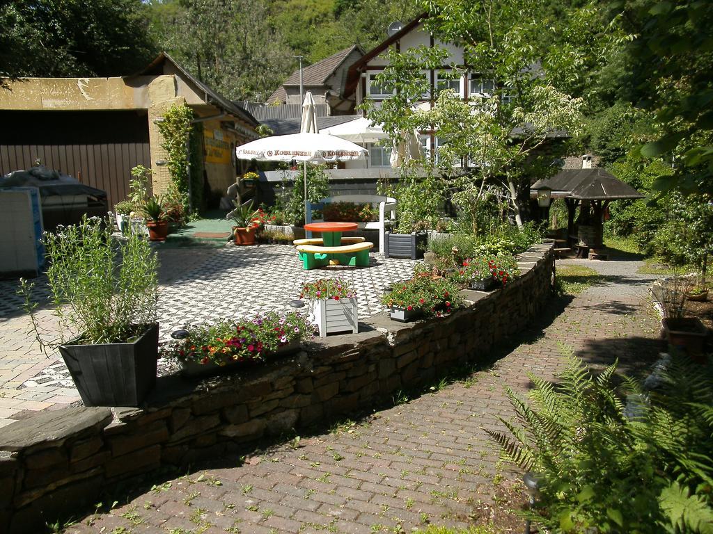 Pension & Apartments Linkemuehle Niederfell Zewnętrze zdjęcie